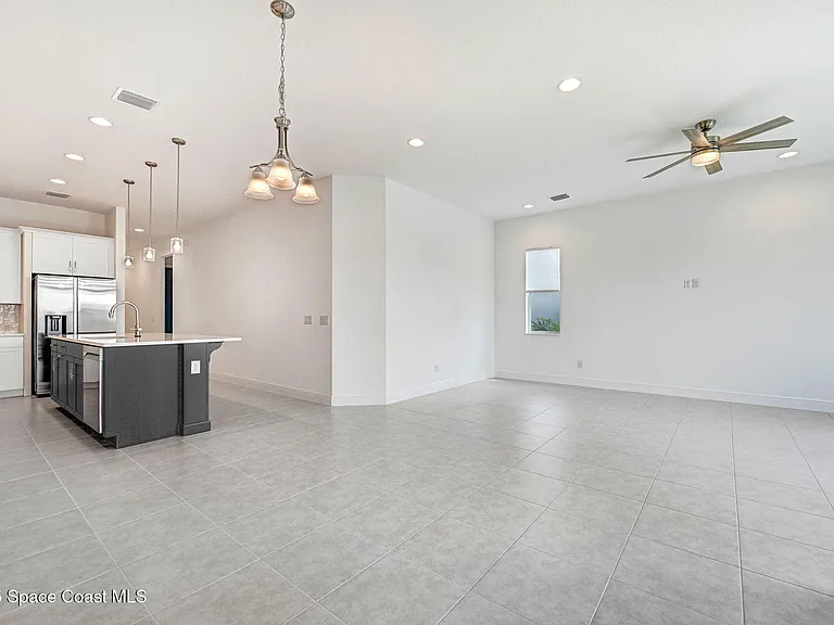 2988 Pangea Cir — Photo 28
