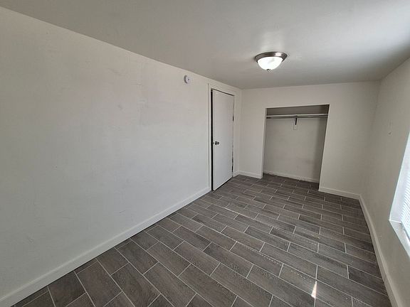 4th image of 383 S 7th Ave #383
