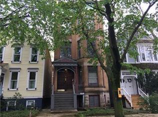 1141 W Wolfram St #G, Chicago, IL 60657