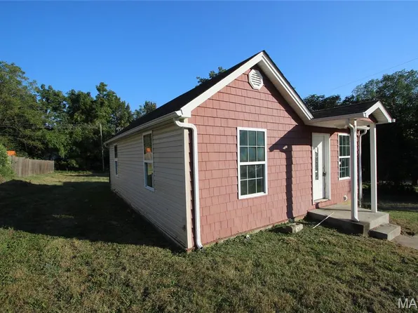 313 Edgewood St, Park Hills, MO 63601