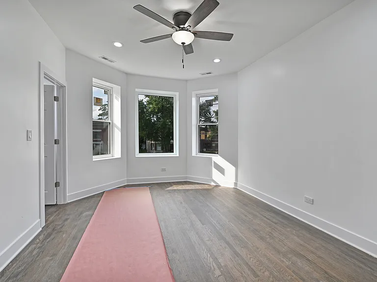 4732 W Monroe St #2 — Photo 7