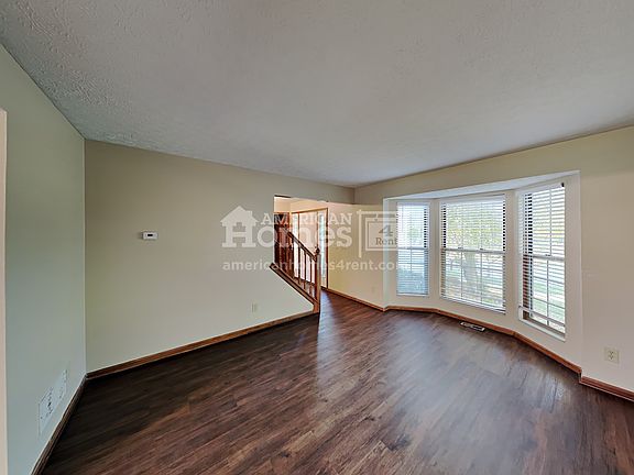 4th image of 220 Pruden Dr