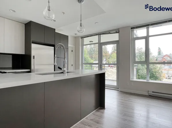 711 Breslay St #301, Coquitlam, BC V3J 0G7