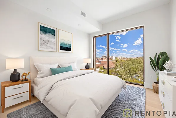 Bedroom, photo 1