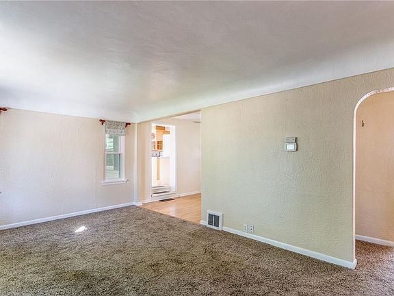 5th image of 1120 Terry Ave