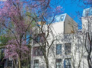 1947 NW Hoyt St #306, Portland, OR 97209