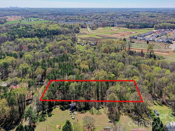 3rd image of 7714 Babe Stillwell Farm Rd