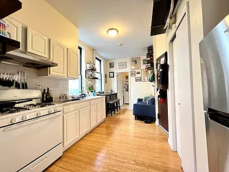 Rented by Nolita Group