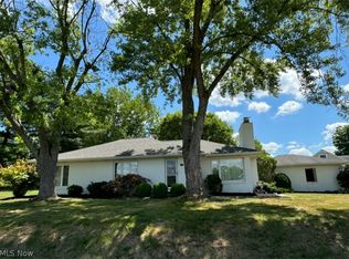 200 Devols Dam Rd, Marietta, OH 45750