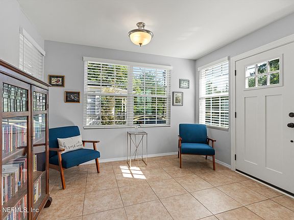 3rd image of 1545 PARRISH Place