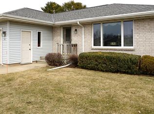 413 N Park Rd #417, Algoma, WI 54201