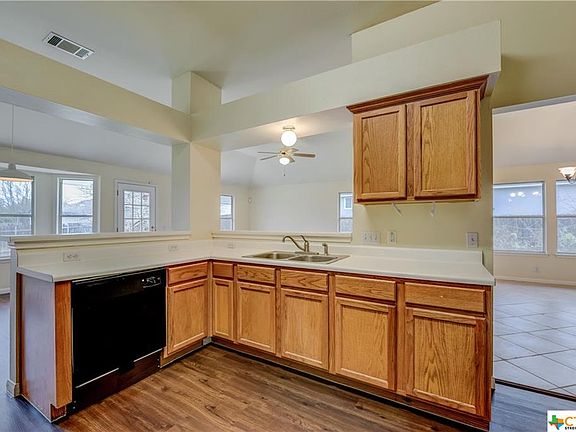 3rd image of 196 Kaatz Ln