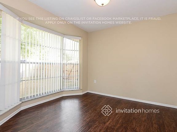 4th image of 2111 Almeria Way S