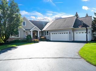 7966 Golf Meadows Dr SE, Caledonia, MI