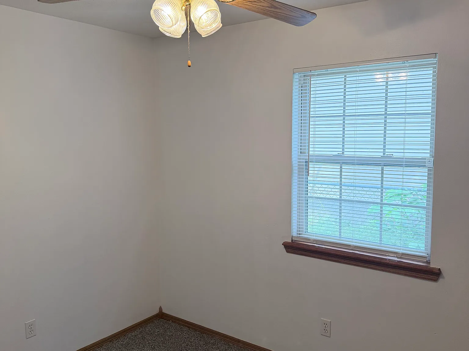 3 bed, 1020 sqft, $1,400 — Photo 3