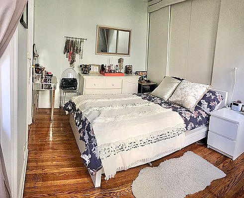 3rd image of 211 E 35th St APT 1A