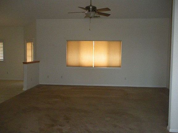 5th image of 18761 Danbury Ave