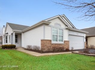 21136 Serene Lake Way, Crest Hill, IL 60403