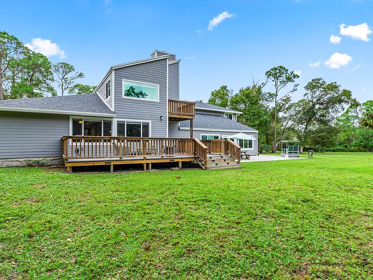 12151 Old Indiantown Rd — Photo 63