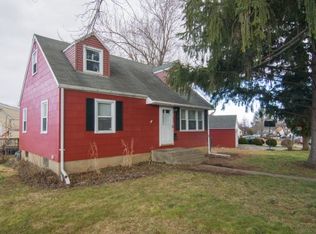 573 Ellen St, Hellertown, PA 18055