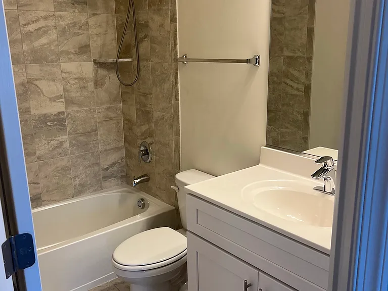 5331 Greenwich Cir — Photo 10
