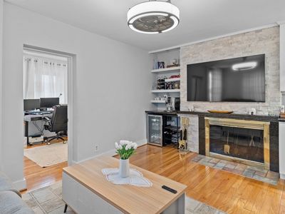 1 Belgravia Pl APT 4, Boston, MA, 02113