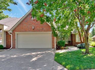 9333 E Bent Tree Cir, Wichita, KS 67226