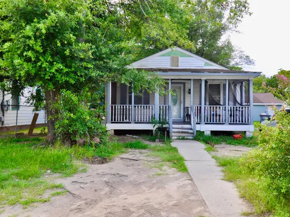 2264 Bailey Dr, North Charleston, SC 29405