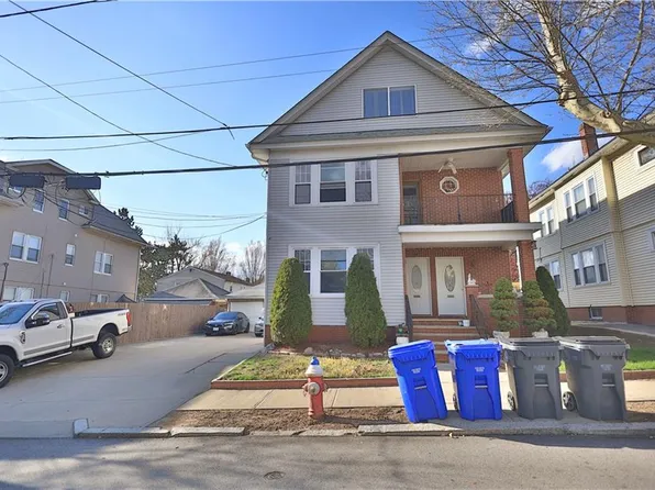 77 Marion Ave, Providence, RI 02905