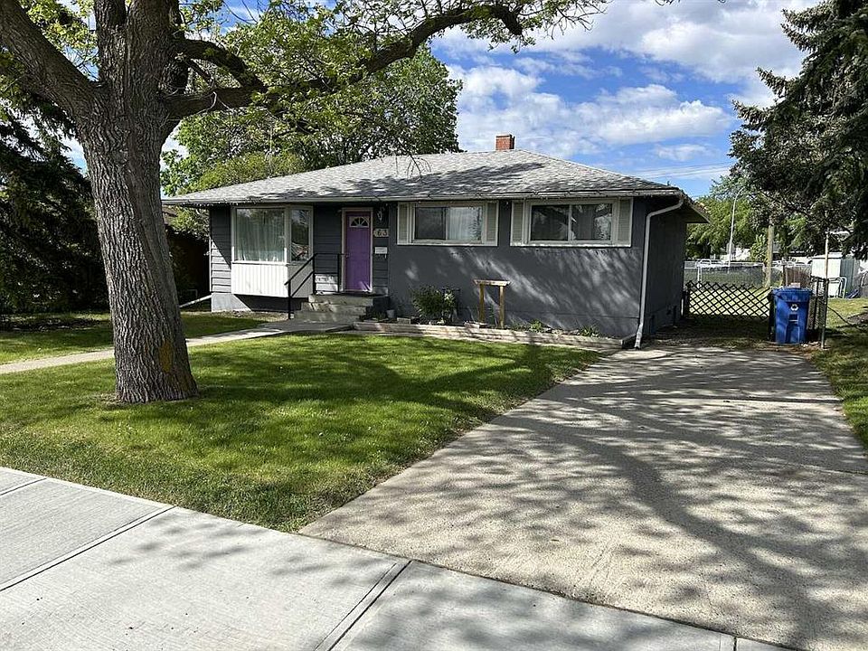 1st image of 639 NE Thornhill Dr NW