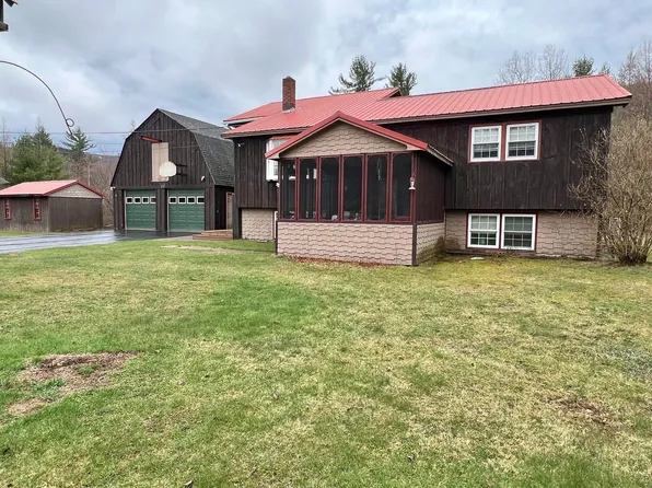 9 Glover Road, Rumford, ME 04276