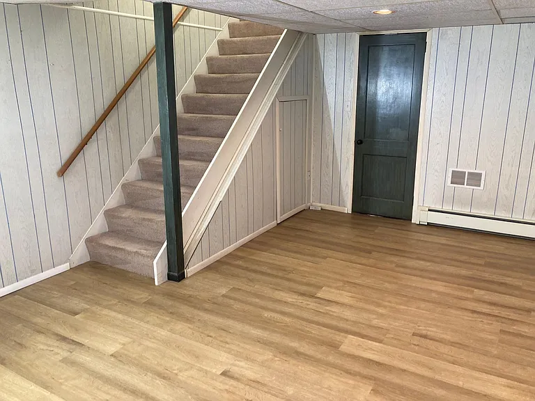 807 Erford Rd — Photo 20