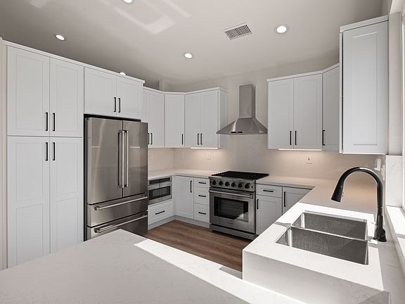 3rd image of 42 Colony Way