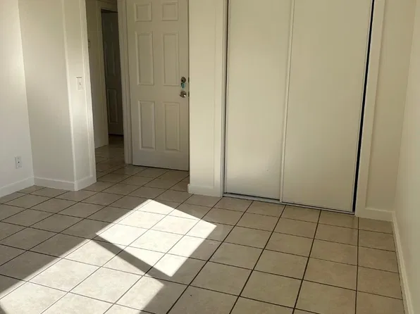1119 Punta Gorda St #B, Santa Barbara, CA 93103