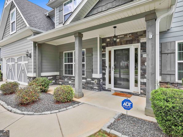 70 Pacific Ave, Sharpsburg, GA 30277