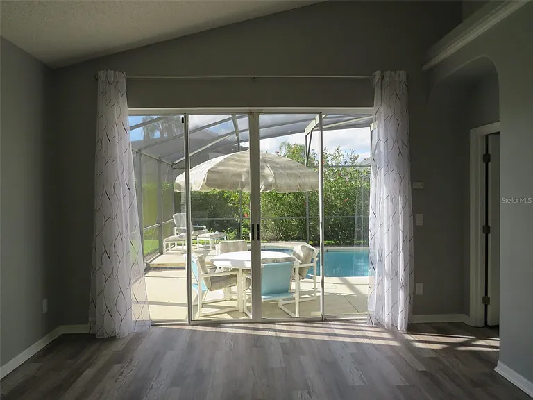 16625 Palm Spring Dr — Photo 33