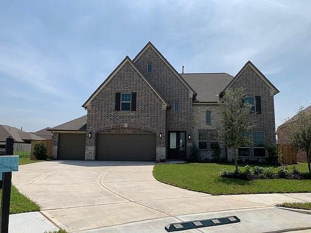 1st image of 6703 Wellbrook Falls Ln