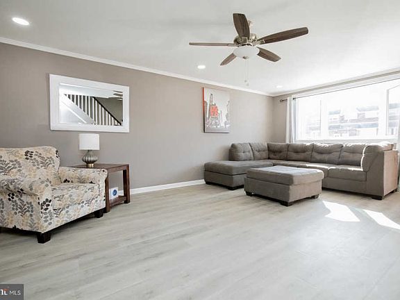 3rd image of 3735 Bandon Dr