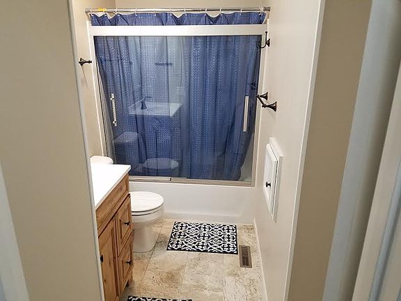 2nd image of 10610 N 137th St