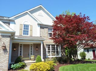 18604 Northrup Ln, Strongsville, OH