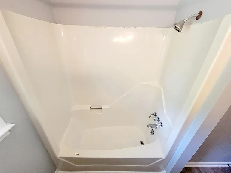 515 Burlington Ave — Photo 6