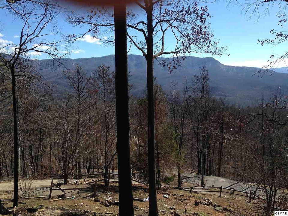 1st image of 1017 Deer Path Ln
