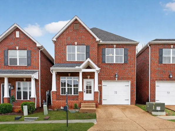 804 Indian Ridge Cir, White House, TN 37188