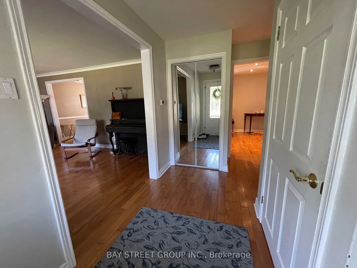 Building Photo - 129 Sherwood Forest Dr