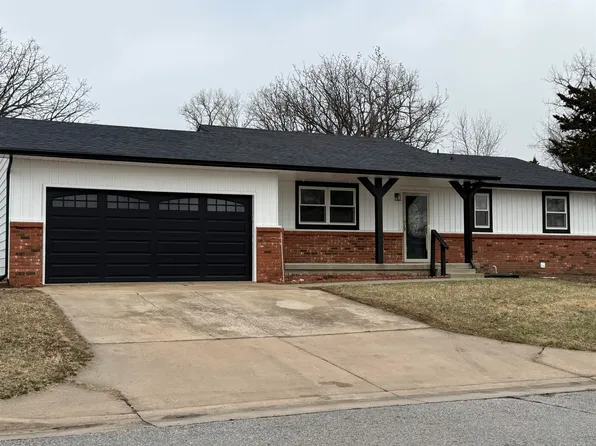 2 Argon Dr, Goddard, KS 67052