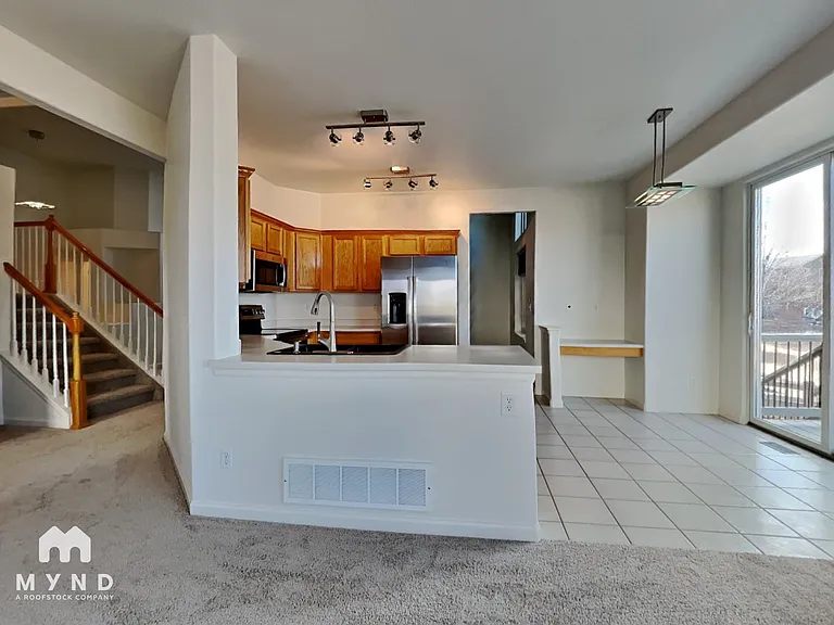 5965 S Waco St — Photo 10