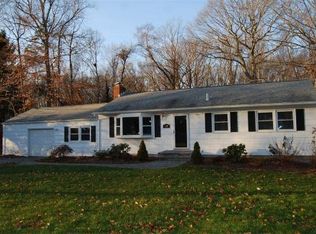 130 Brooklawn Dr, Milford, CT 06460