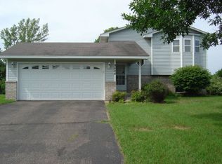 9484 Jarrod Ave S, Cottage Grove, MN 55016