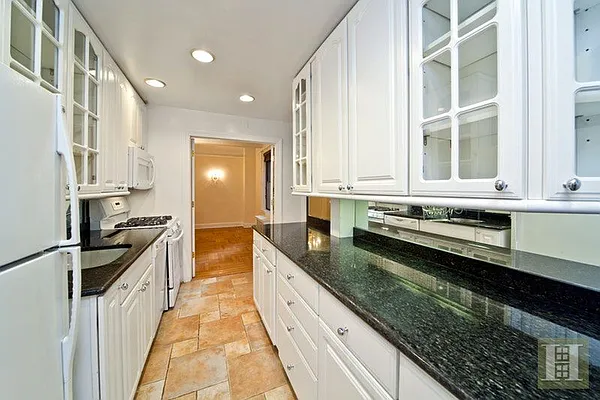 Rented by Halstead Real Estate | media 19