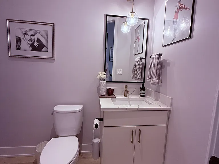 2034 N Wood St #1S — Photo 4